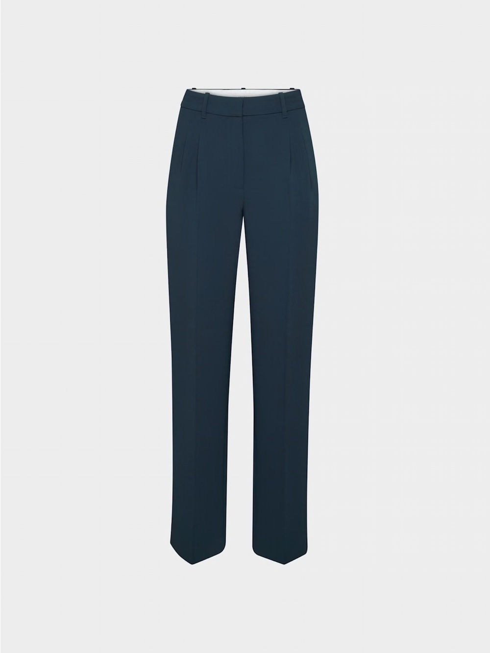 NWT - Aritzia Effortless Pant - Short - Crepette - Admiral - Size 10